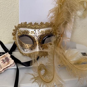 Venice Hand Painted La Maschera Del Galeone Mask Italy Masquerade Gold Feathers - Picture 1 of 5