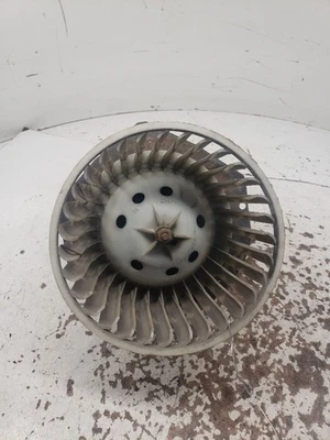 Motor soplador de climatización usado se adapta a: Chevrolet S10/s15/sonoma 2000 delantero grado A Foto 1 de 4