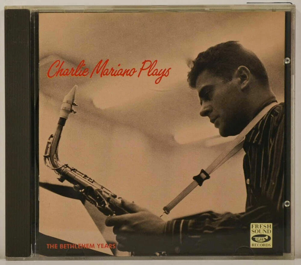 CD Charlie Mariano plays / The Bethlehem Years - Bild 1 von 1