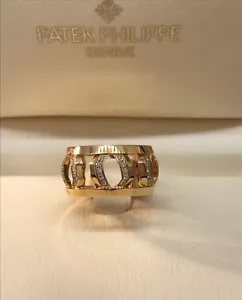 PATEK PHILLIPE 18 KARAT GOLD NAUTILUS RING 275.9750/1.R4 NIB! $9,800 RETAIL! - Picture 1 of 5