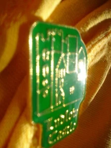 PIN ON METAL BADGE BROOCH ORIGINAL APPROX 4 CM LUDLOW CASTLE - Imagen 1 de 3