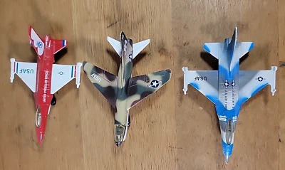 Lot Of 3 Vintage Matchbox USAF Airplanes, SB 24,  SB 2,  1973, 1978 - Image 1 of 4