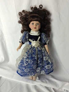 Vintage Look Victorian Garden Collection Geniune Porcelain Doll "Sara"  - Picture 1 of 5