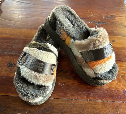 UGG Sandalo Donna Fluffita Cali Collage Oliva TAGLIA 6 US