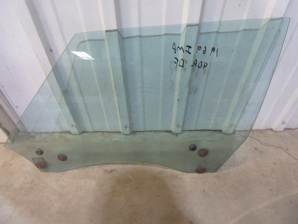 1969 Chevrolet Impala Caprice 4 door hardtop door window glass tinted green DF - Image 1 of 1