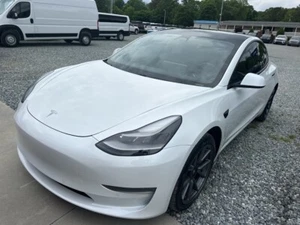 2021 Tesla Model 3 Standard Range Plus - Picture 1 of 12