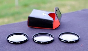 Tiffen 49mm close up lens set +1, +2 and +4 with case - Picture 1 of 1