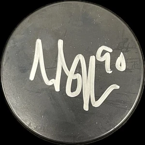 Tyler Johnson  Signed Hockey Puck PSA Tampa Bay Lightning - Picture 1 of 2