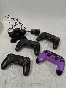 Job Lot of 2 PS4 Controllers & 2 Replicas and Dual Charging Dock SPARES/REPAIRS - Picture 1 of 12
