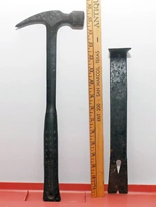 Estwing 28 oz Framing Hammer and Pry Bar Pre Owned Good From Working Environment - Picture 1 of 7