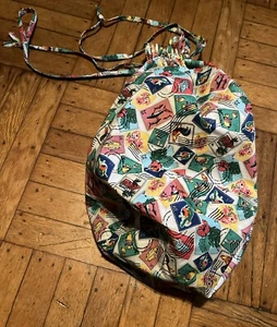 Vera Bradley Ditty Reisetasche in Cuban Stamps Tasche gut für mehrere Zwecke - Bild 1 von 8