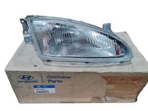 92102-29070 GENUINE HEAD LAMP RH FIT FOR HYUNDAI ELANTRA - Picture 1 of 10