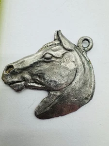 Gallo Zinn Pferdekopf Anhänger 2 Zoll Vintage Reiter Charm - Bild 1 von 3