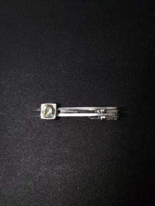 Vintage Shell Tie Pin, Gold Tone, Used Small Scratch - Picture 1 of 4