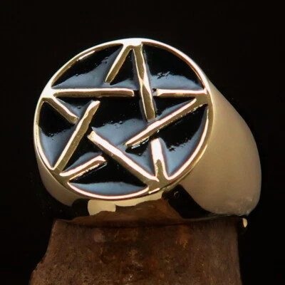 PENTAGRAM RING, FIVE POINT PENTACLE RING, BLACK STAR RING, PENTAGON - SIZE 10 - Image 1 of 4