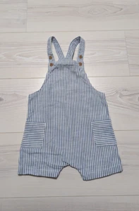 NEU Süße Latzhose H&M * Leine Latzshorts Shorts Baby verstellbar ** Gr. 74 - Bild 1 von 5