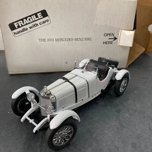 Danbury Mint 1931 Mercedes Benz SSKL 1/24 CAR DIECAST W/BOX - Picture 1 of 8