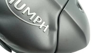 TRIUMPH SPEED TRIPLE 1050 R ABS 2016 TO 2018 Petrol Tank - Image 1 of 4