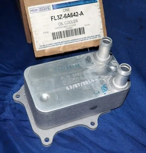 Nuovo OEM 2015-2025 Ford Lincoln 2.7L 3.0L ECOBOOST Radiatore Olio Motore Turbo - Picture 1 of 7