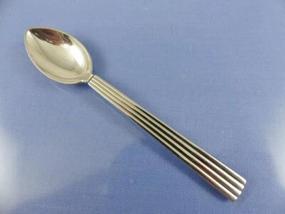 CUCHARA DEMITASSE EUROPEA BERNADOTTE 1939 POR GEORG JENSEN MARCA 1945 MARCA Foto 1 de 4