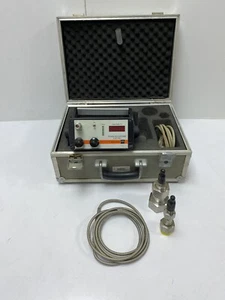 DILO 3-037-R001 Portable Dew Point Meter With Case and Accessories - Picture 1 of 21