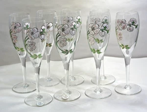 Set of Eight (8) Perrier Jouet Belle Epoque Fleur Champagne Hand-Painted Flutes - Picture 1 of 5