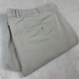 Vineyard Vines On The Go Herrenhose 44 x 30 * grau vorne flach gerades Bein Reißverschlusstasche - Bild 1 von 8