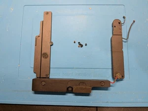 Apple Macbook Pro A1286 Lautsprecher Set - Bild 1 von 3