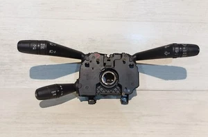 Devioluci Alfa Romeo Giulietta 86263040 - 01560905820 Leve Deviasgancio Switch - Imagen 1 de 7