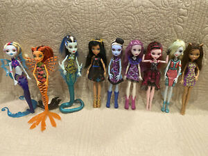 9 doll lot_EXC_Scarrier Reef Garden Ghouls_Toralei_Frankie_Ari_Cleo_Abbey_Shoes