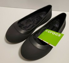 crocs mammoth flat