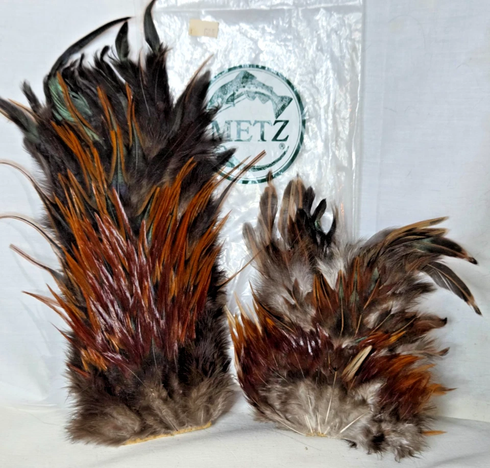 2 Metz Gallo Sillín Hackle Plumas para Atar Moscas Marrón 7""-9"" Usado Foto 1 de 4
