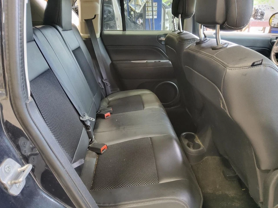 COMPASS   2014 Seat Rear 432242 Foto 1 de 1