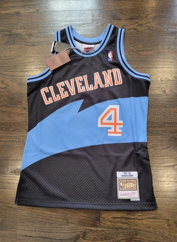 Mitchell & Ness Shawn Kemp 1997-98 Cleveland Cavaliers Jersey Men's Size M Cover