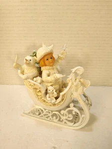 Vintage Christmas Around the World House of Lloyd Girl in Snowdrop Sleigh READ!! - Picture 1 of 9