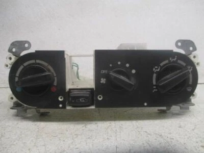 Control de temperatura del tablero delantero para Mitsubishi Montero Sport 2001 Foto 1 de 4