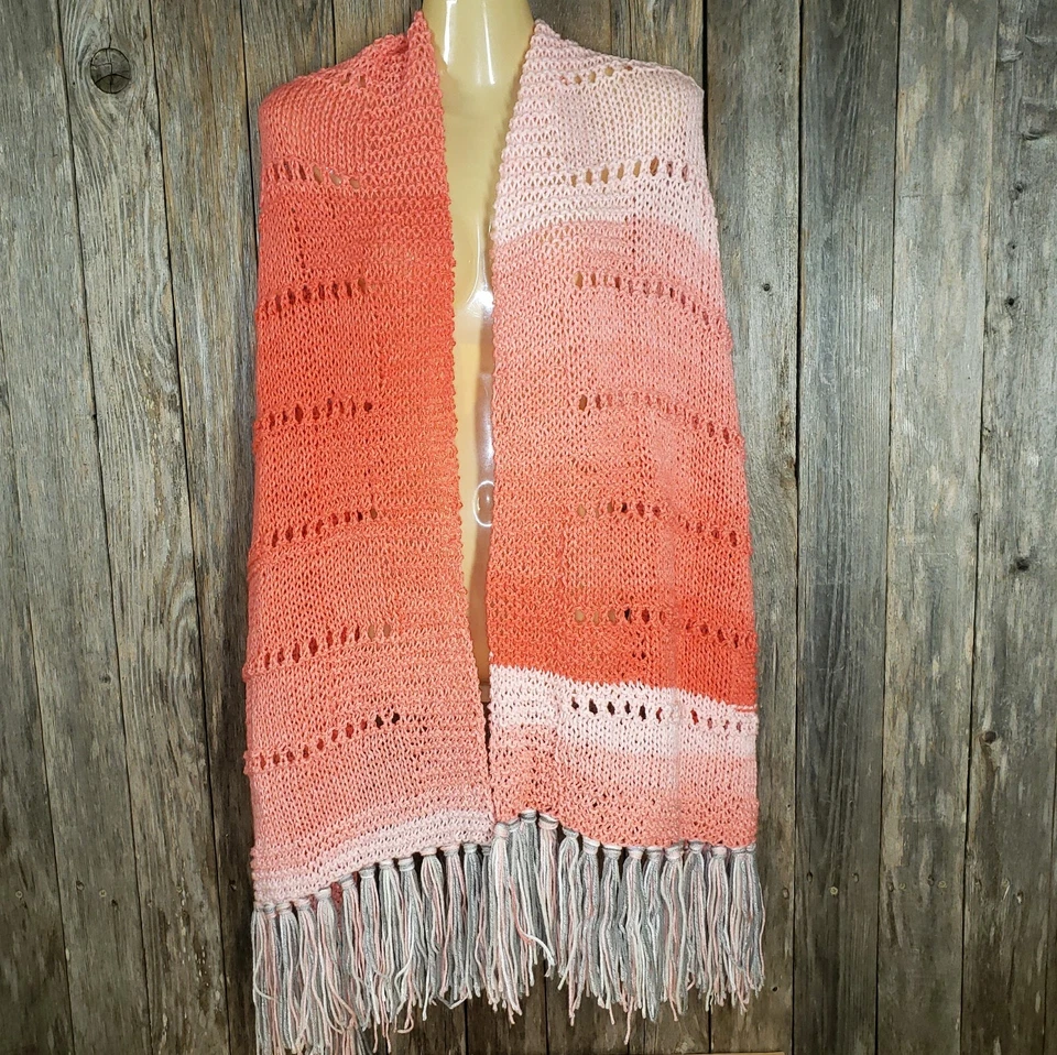 NUEVO Mantón Coral Ombre Tejido a Mano Bufanda Envoltura Boho Flecos Hecho a Mano Hippie Tejido Foto 1 de 4