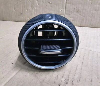 AUDI A3 8P FRONT DASHBOARD AIR VENT HEATER VENTS BLACK RING 8P0820901D  2004 -10 - Image 1 of 4
