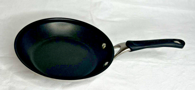 Simply Calphalon #1390 10 Non Stick Fry Pan Skillet Made in USA 25cm  Pre-owned