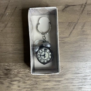 Retro Wecker Schlüsselanhänger in Box - römische Ziffern, Vintage Look, Geschenk - Bild 1 von 11