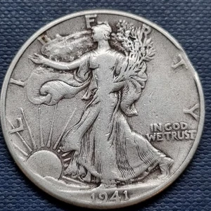 1941 Walking Liberty Half Dollar 50c ERROR - Clipped Planchet #96228 - Picture 1 of 2