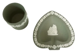 Wedgwood Sage Green Bas Relief Jasperware Cup & Spade Trinket Dish VTG England - Picture 1 of 10