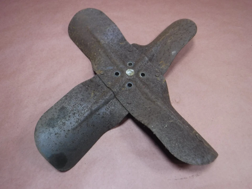 Ventilador de refrigeración Jeep Cj5 Cj7 4.2 6 cil 258 4 aspas con espaciador de fábrica OEM envío gratuito Foto 1 de 4