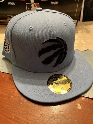 Gorra azul claro New Era 59Fifty talla 8 Toronto Raptors con parche nueva Foto 1 de 4