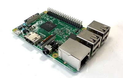 Raspberry Pi 2B | 1GB RAM | DDMI Port | 4 USB | Quad-core ARM  - Immagine 1 di 4