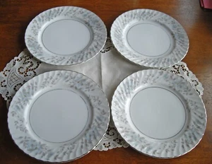 Platos Mikasa BRETON 219 7 1/2" remolino flores azules con plata ~ Juego de 4 ~  - Imagen 1 de 11