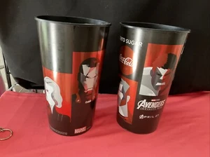 2 Marvel Avengers Infinity War Film Plastikbecher Regal Kinos MCU - Bild 1 von 7