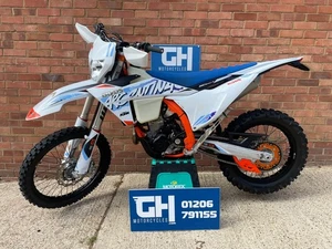 2024 KTM EXC-F 350 6 DAYS - 33 HOURS - 1 OWNER - EXCELLENT CONDITION 350 EXCF - Picture 1 of 13