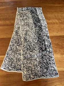 Vintage Vera Sheer Silk Rectangle Black White Marbled scarf 52"x10” - Picture 1 of 10