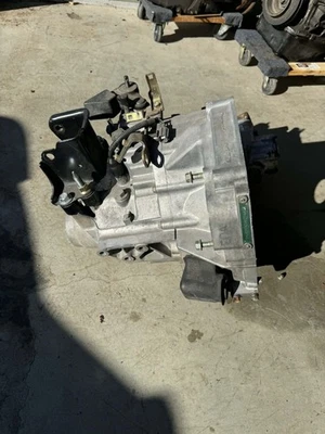 97-98-99-00-01 HONDA CR-V 5 SPEED TRANSMISSION MANUAL AWD 4X4 JDM B20B 2.0L CRV - Image 1 of 4